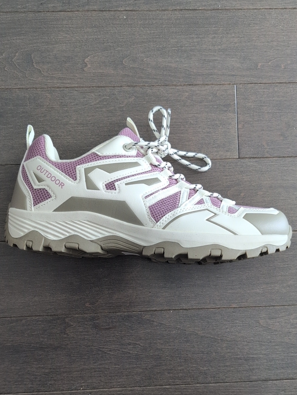 Brand New Women's Outdoor Athletic Trail Shoe in Lavender and Cream